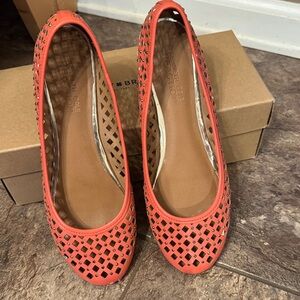 Kenneth Cole Reaction Coral Flats